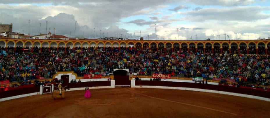 La plaza de toros de Olivenza anuncia su feria para el primer fin de semana de marzo. ARCHIVO