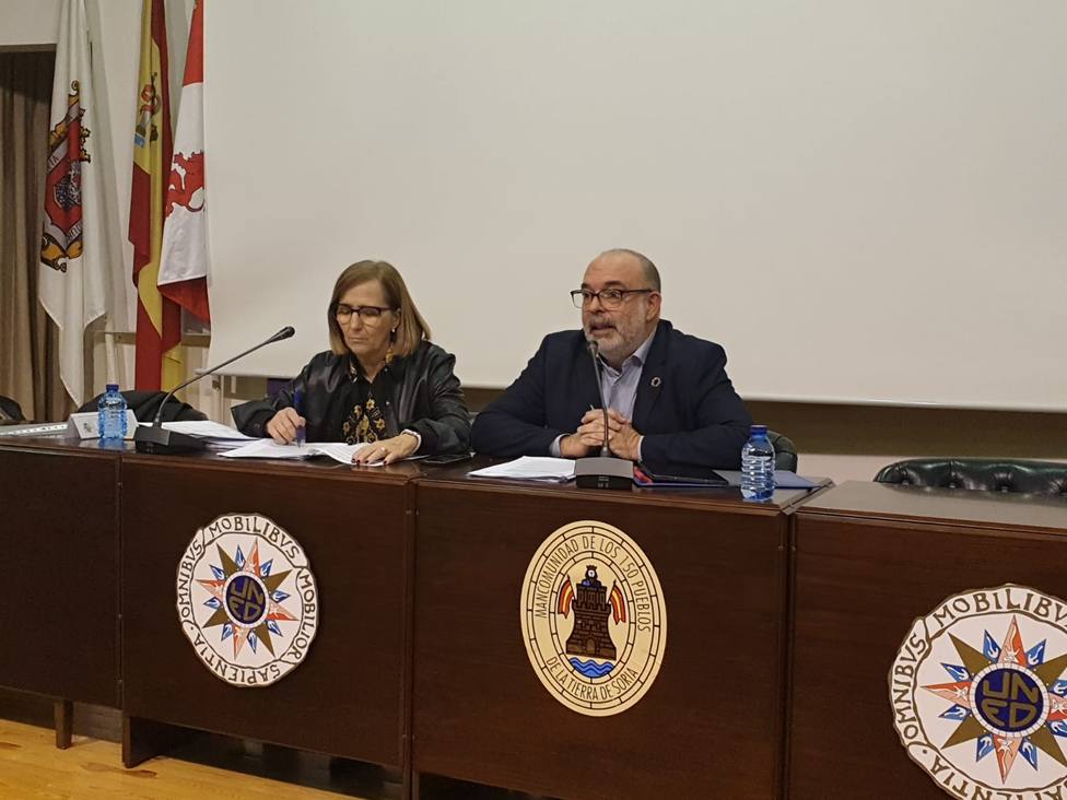 Miguel Latorre, subdelegado del Gobierno en Soria, en su reunión con los alcaldes de la provincia de Soria