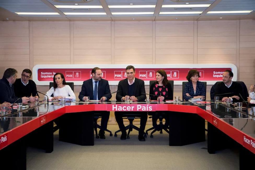 Crecen las criticas dentro del PSOE ante los posibles indultos del procés