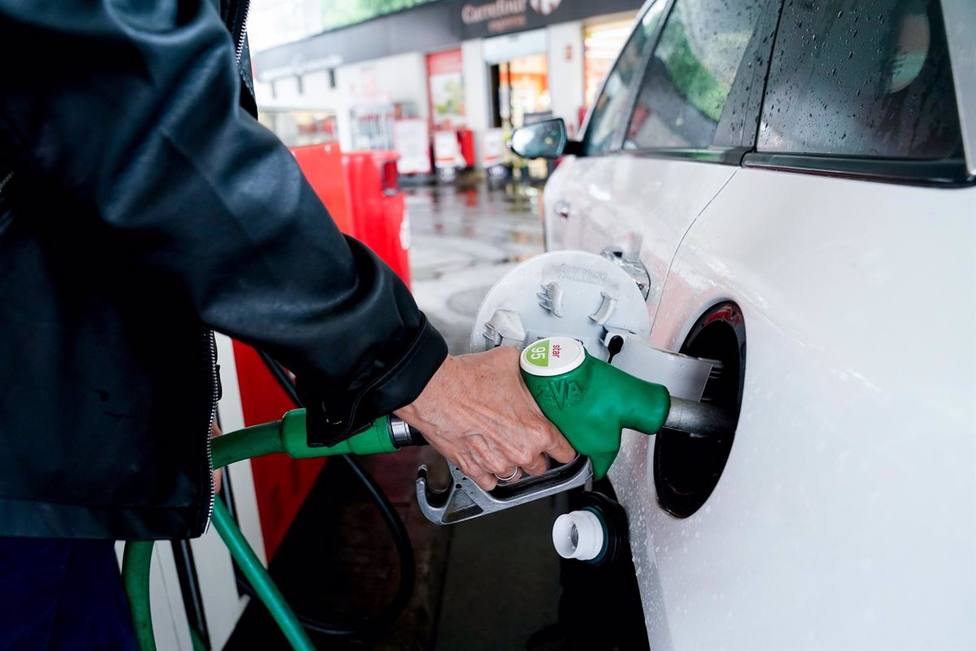EconomÃ­a.- La gasolina sube un 1,16%, el gasÃ³leo un 1,65% y ambos marcan precios mÃ¡ximos desde 2013