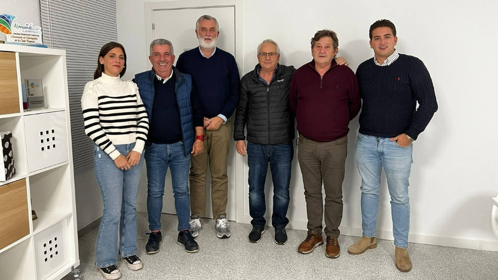 Los Bomberos del INFOCA de Granada recibirán el Chiringuitero 2022 de la Asociación de Chiringuitos