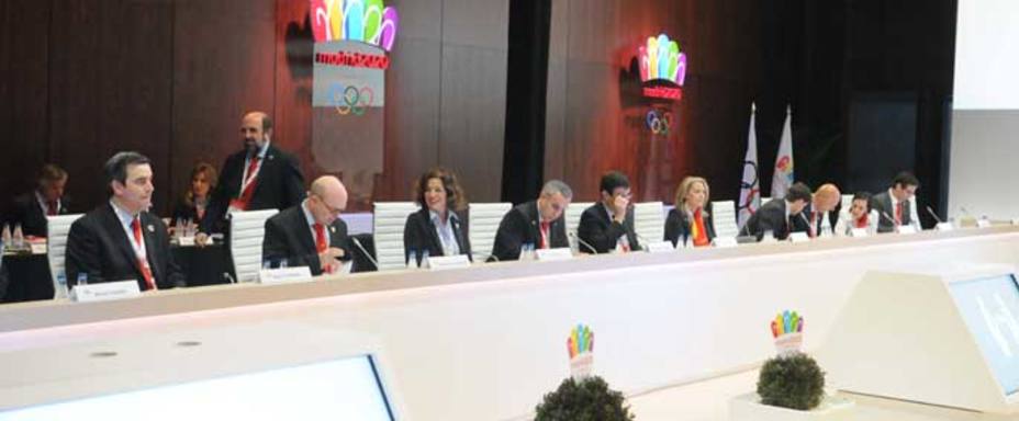 La comisión de Madrid 2020, durante el segundo día de visita en Madrid