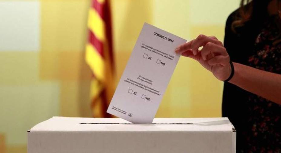 Protección de Datos investiga el censo del referéndum del 1-O