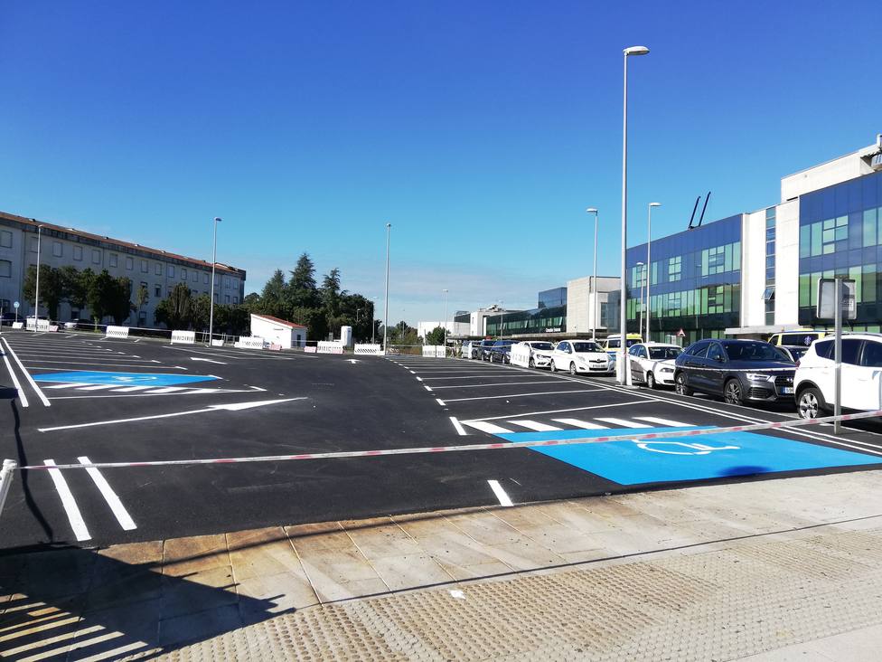 38 nuevas plazas de aparcamiento en el Hospital Clínico de Santiago