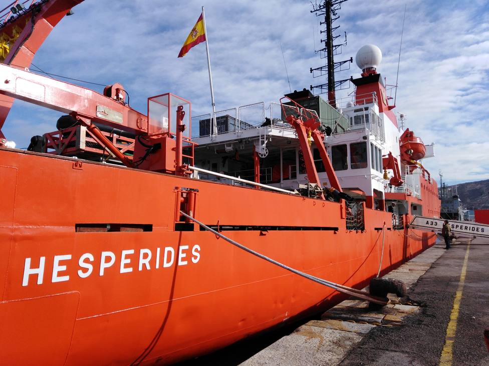El Hespérides regresa de Canarias a Cartagena tras superar el brote de covid