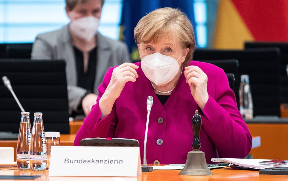 Angela Merkel se muestra partidaria de un confinamiento corto en todo el país para contener la pandemia