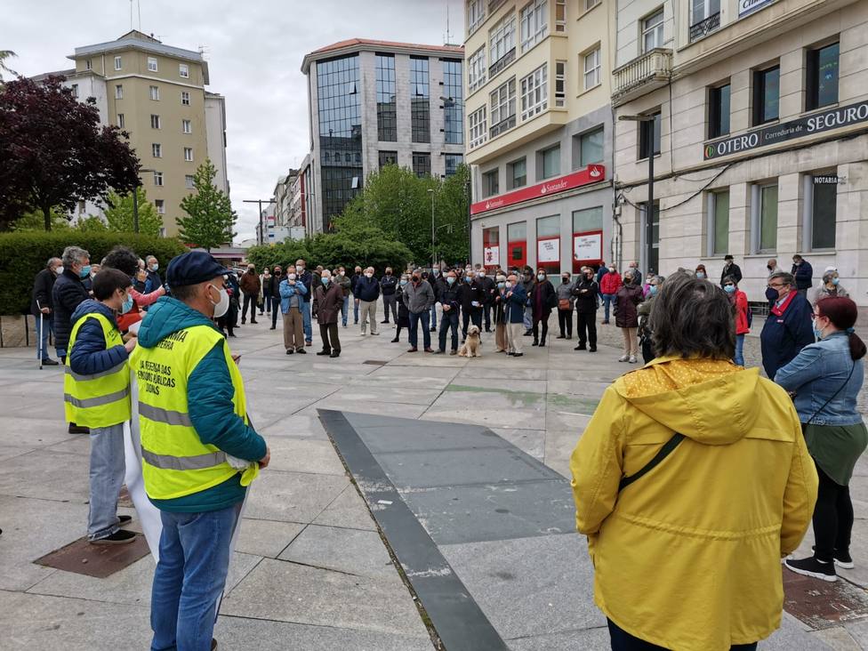 La concentración se desarrolló en la confluencia de plaza de España con calle Galiano - FOTO: Cedida