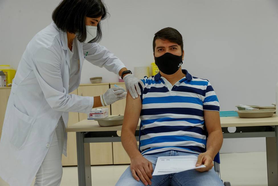 Madrid empezará a vacunar a los mayores de 16 años a partir de la próxima semana