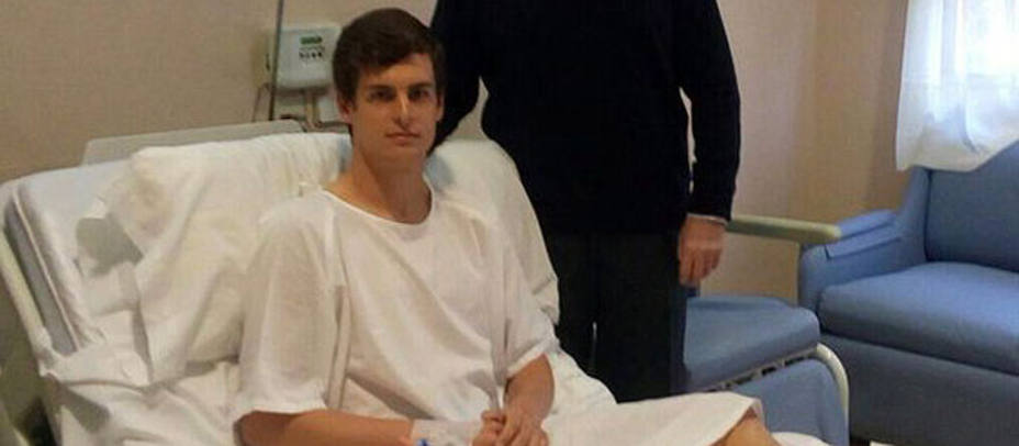 David Galván antes de recibir el alta en el hospital San Francisco de Asís de Madrid. @davidgalvan92
