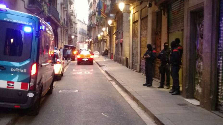 La operación antiyihadista que están llevando a cabo los Mossos DEsquadra. @mossos