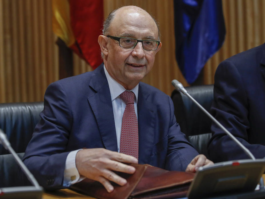 El ministro de Hacienda, Cristóbal Montoro. EFE/JuanJo Martín