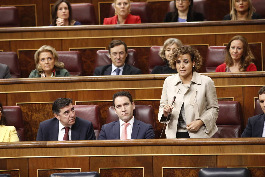 El PP dice que las encuestas de CIS no se las cree nadie y que Tezanos debe pedir perdón por su fallo en Andalucía