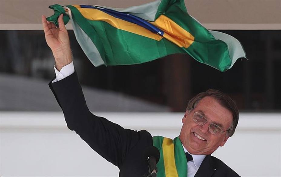 El Gobierno de Bolsonaro destituirá a los funcionarios con ideas comunistas