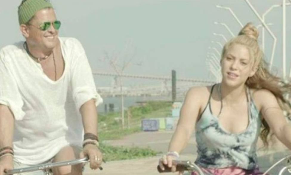 Shakira decide sacar del baúl de los recuerdos La Bicicleta