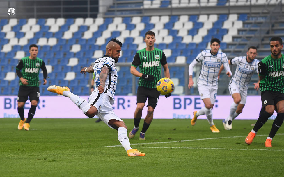 El Inter se repone de la derrota en Champions goleando al Sassuolo