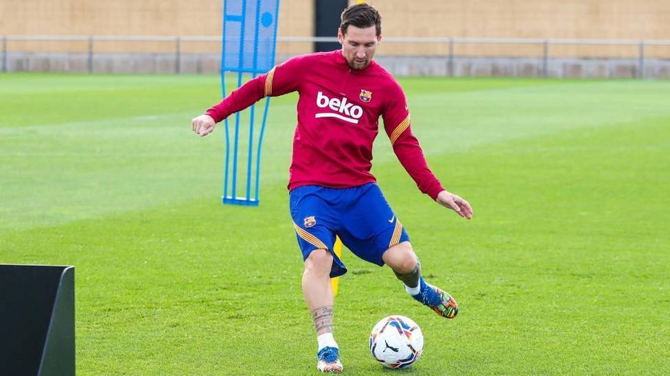 Leo Messi trabaja en el día libre del FC Barcelona