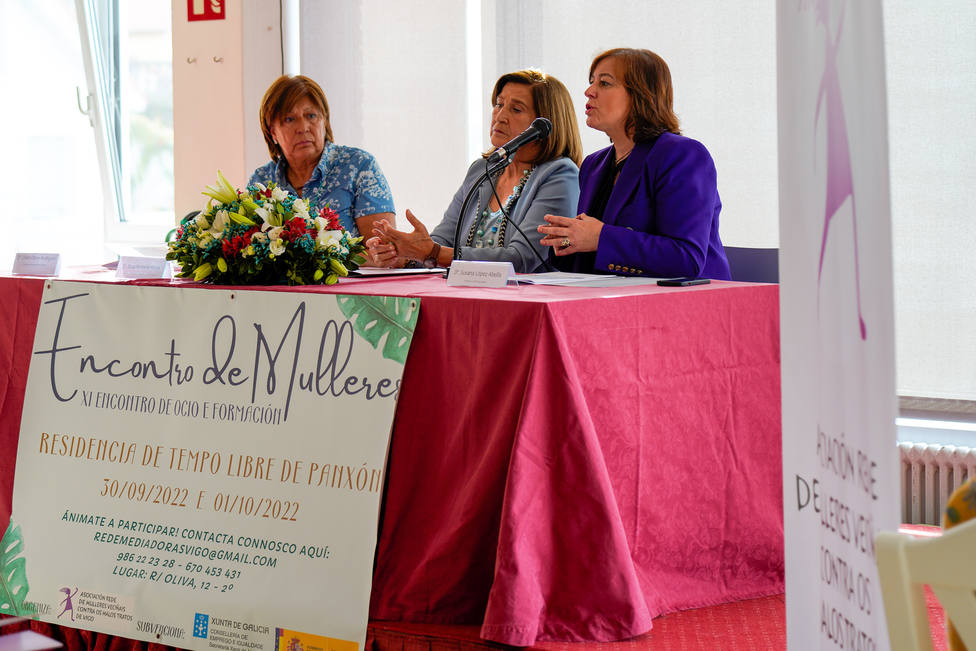 A Xunta avoga en Nigrán polo asociacionismo feminino para impulsar a igualdade en Galicia e pon en valor o apoio á Rede de Mulleres Veciñais contra os Malos Tratos de Vigo