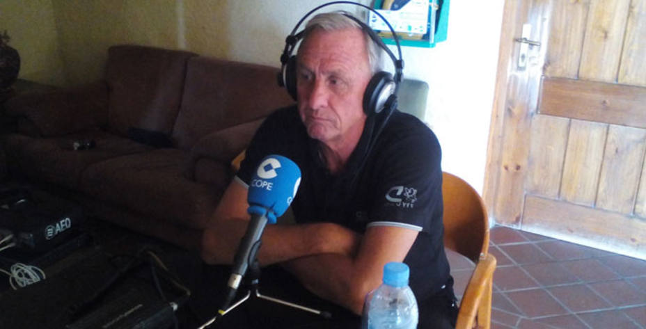 Cruyff, durante la entrevista en El Partido de las 12.