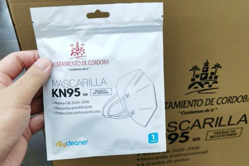 El Ayuntamiento de Córdoba recepciona las mascarillas adquiridas para frenar el contagio por coronavirus