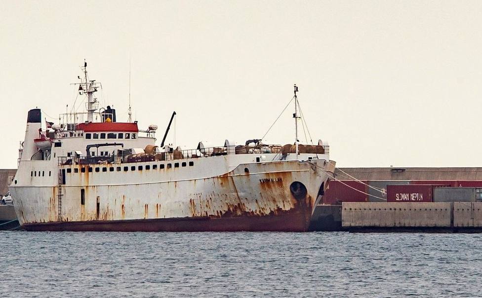 Comienza el sacrificio de las reses del buque de ganado Karim Allah