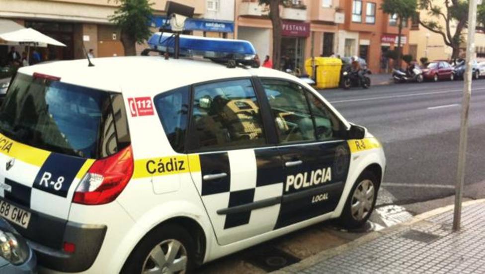 Vehículo de la Policía Local de Cádiz
