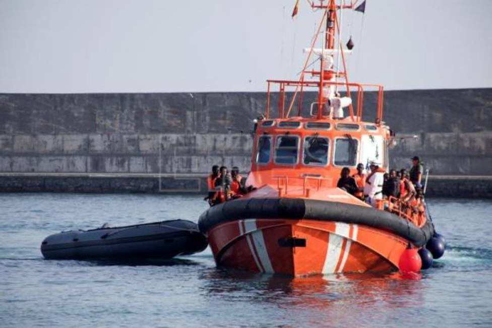 Interceptados 15 migrantes llegados en patera a Cabo Cope
