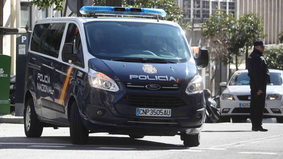 Furgón de la Policía Nacional en Madrid