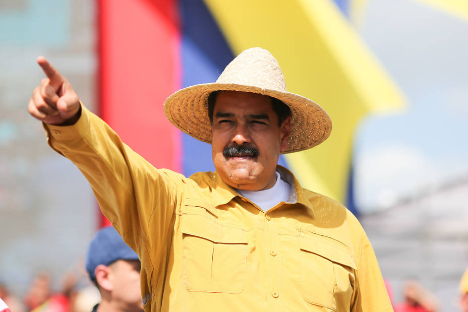 El Poder Electoral venezolano prohíbe a Maduro pagar en bones a los que vayan a votar
