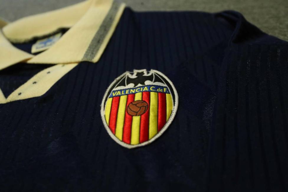 El escudo del Valencia CF cumple 101 años de vida
