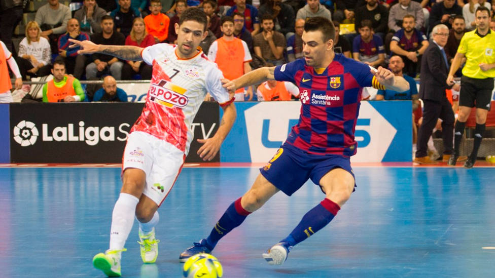 Felipe Valerio y Sergio Lozano, durante un partido entre ElPozo Murcia y Barça (FOTO: LNFS)