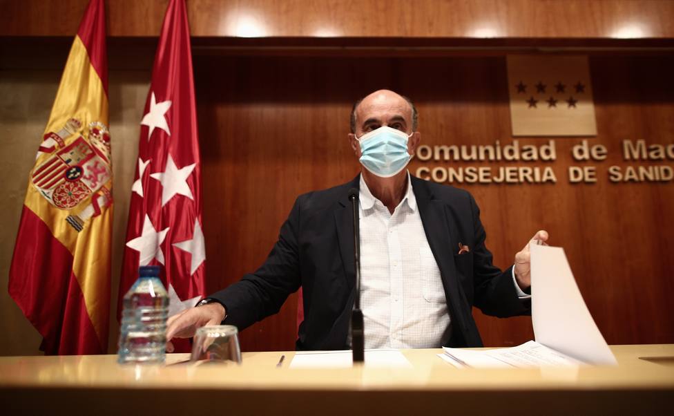 Madrid notifica 2.896 contagios y 15 fallecimientos por la covid-19