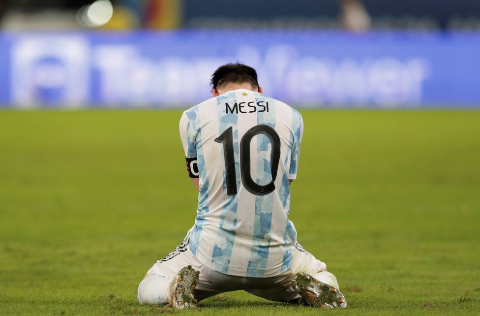 Messi celebrando la victoria de Argentina en la final de la Copa América.