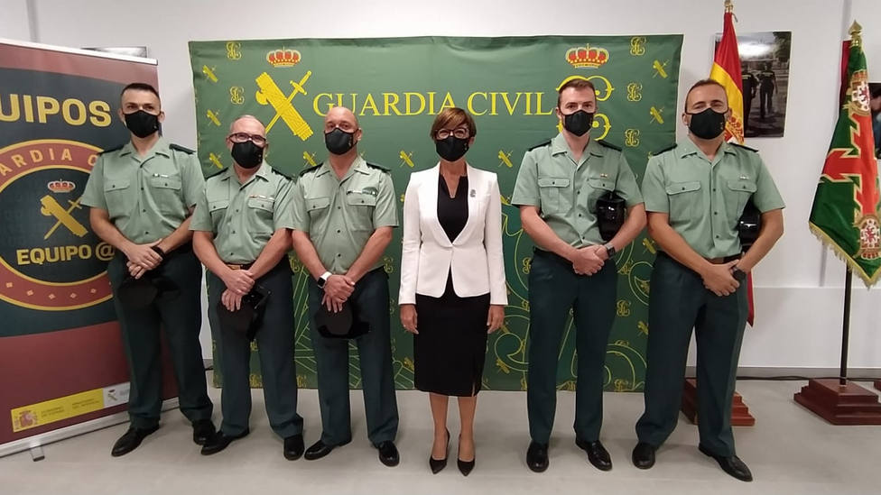 Los equipos @ de la Guardia Civil denuncian en la provincia de Granada 1.706 ciberdelitos durante 2.021