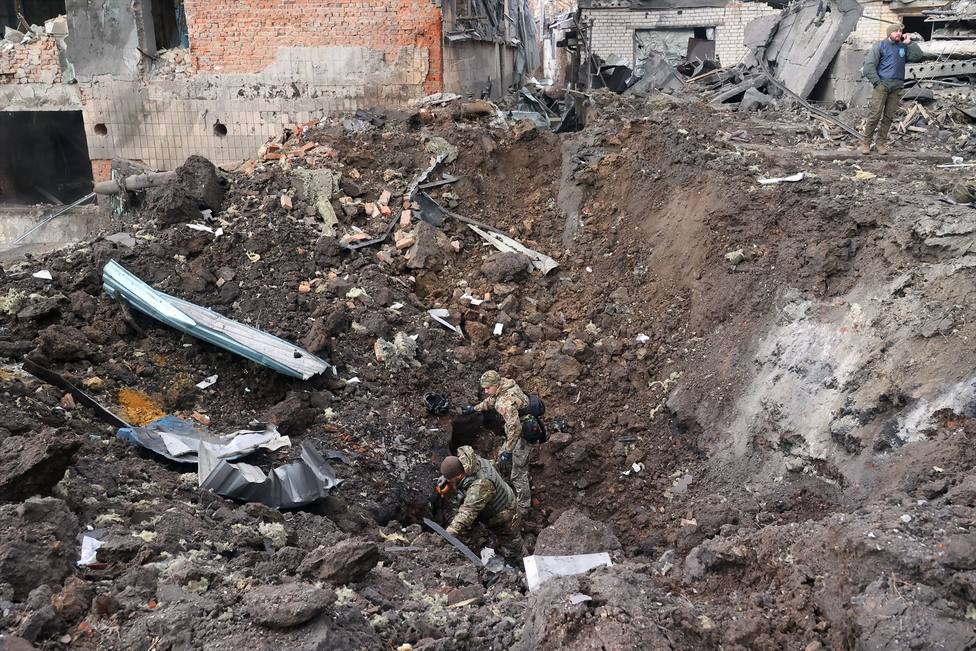 Secuelas del ataque ruso con misiles contra Kharkiv, noreste de Ucrania