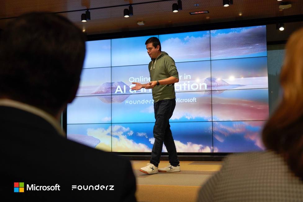 Founderz anuncia la Edición 2024 de su máster online en IA e Innovación