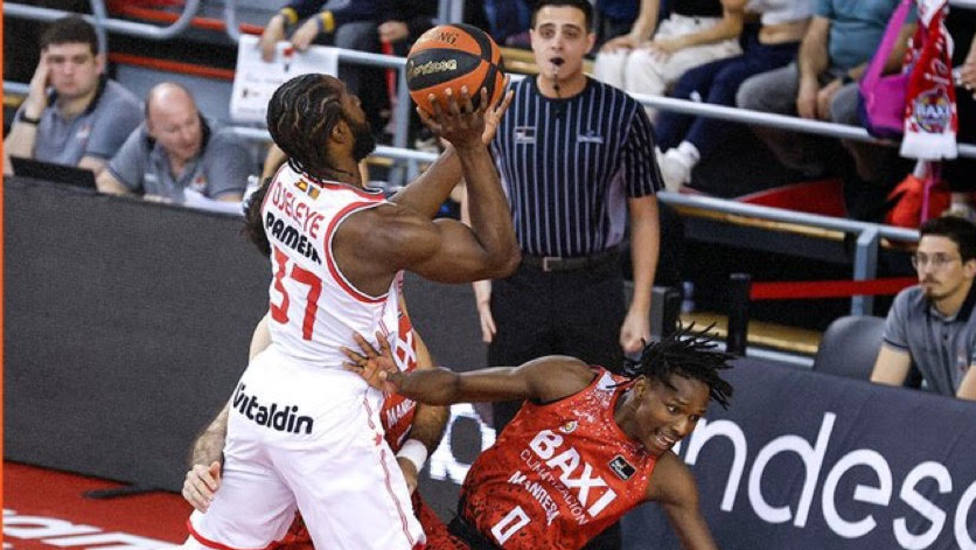 El Valencia Basket reacciona tarde en Manresa y cae a la séptima plaza otra vez (98-96)