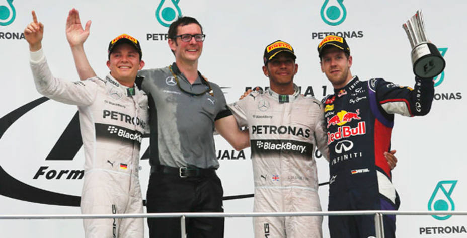 Rosberg, Hamilton y Vettel posan en el podio de Sepang. Reuters.