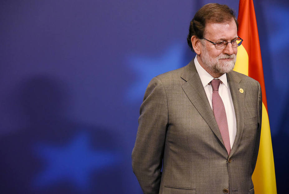 Mariano Rajoy, presidente de España, felicita a Juan Carlos I