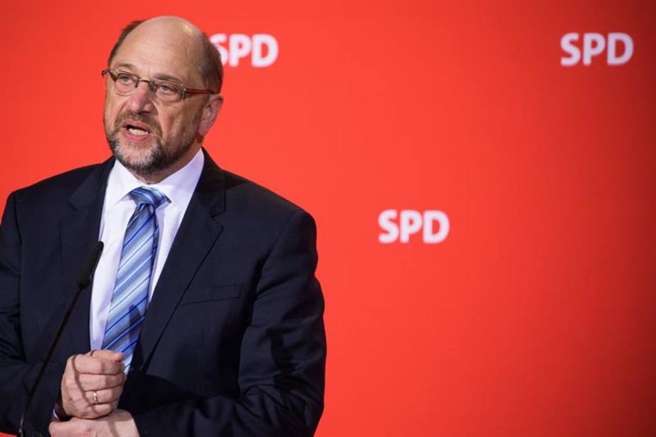 Schulz renuncia a ser ministro de Merkel