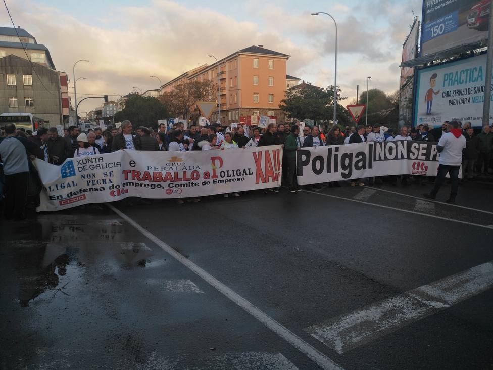 Cabecera de la manifestación de apoyo a los trabajadores de Poligal