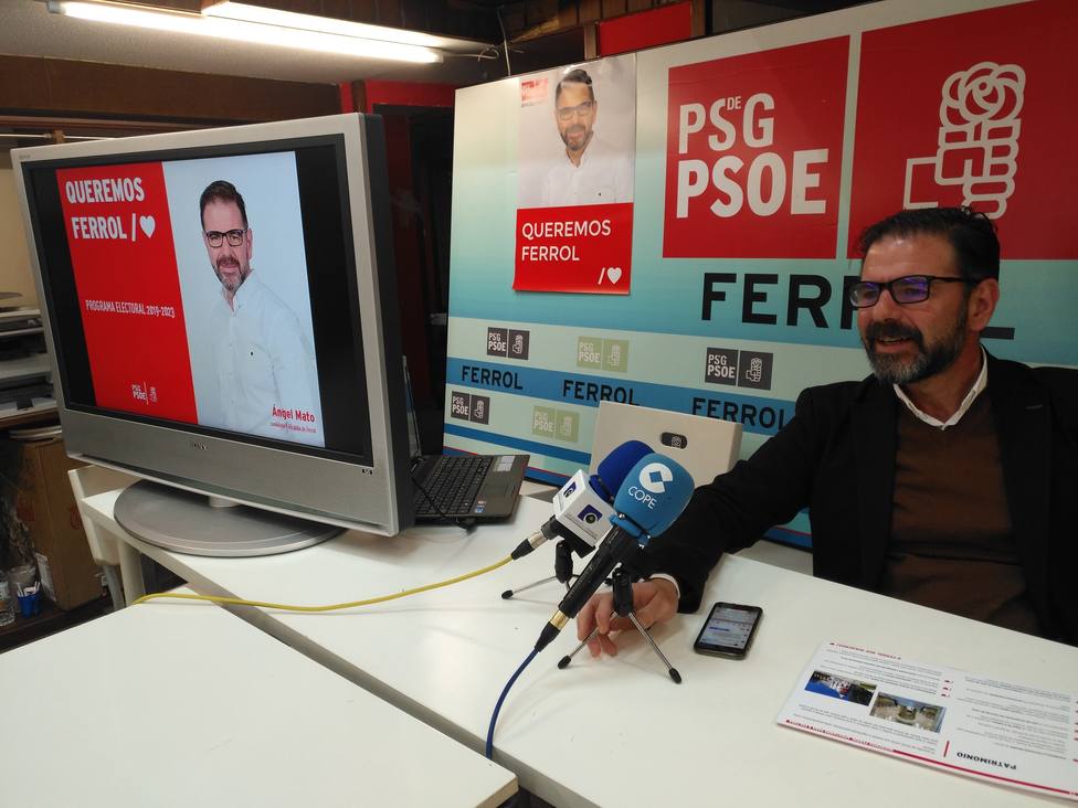 Ángel Mato, candidato del PSOE a la Alcaldía de Ferrol presentando su programa electoral