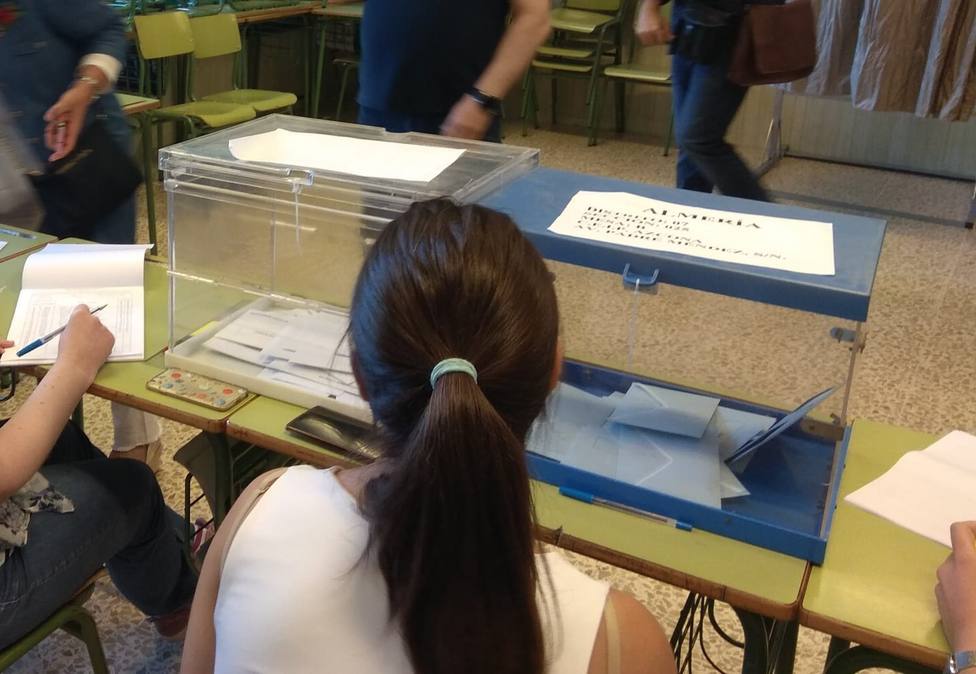 Un hombre se enfrenta a una multa de 4.320 euros por no acudir a la mesa electoral de los comicios de mayo