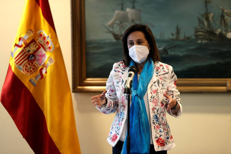 Robles se desmarca de Laya y limita al Ministerio de Exteriores la gestión de la entrada de Ghali en España