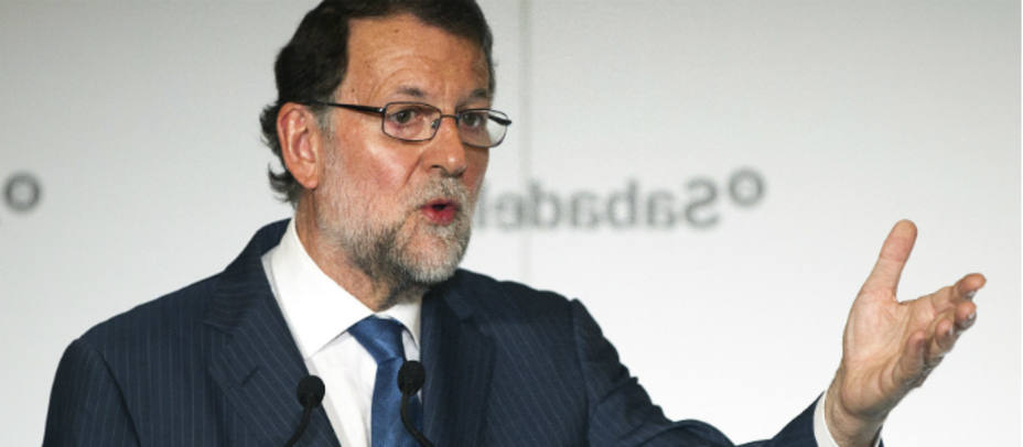 El presidente del Gobierno en funciones y líder del PP, Mariano Rajoy, durante su intervención desayuno informativo organizado por El Periódico de Catalunya. EFE
