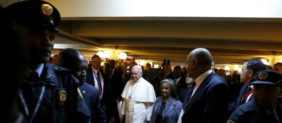 Misa del Papa en ONU de Nairobi. Foto: Reuters