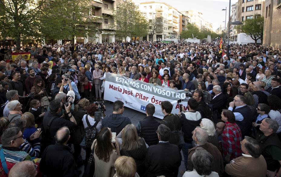Miles de personas piden en Pamplona justicia y muestran su apoyo a los agredidos en Alsasua