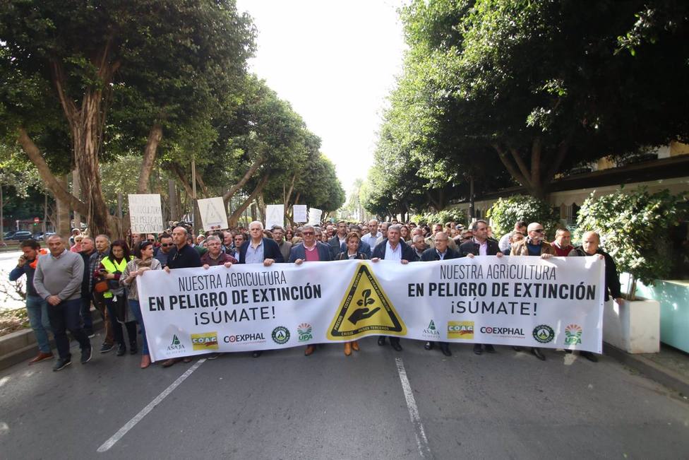 Paro agrario en Almería por la crisis del sector: El modelo productivo, en peligro de extinción