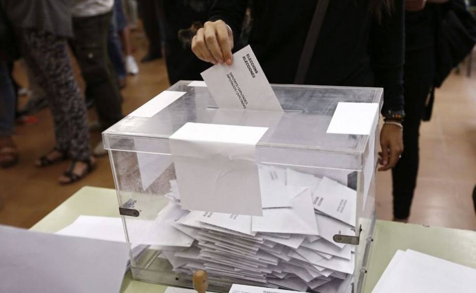 El PSOE lidera la intención de voto con el 31%, según un nuevo sondeo