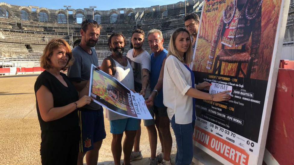 El cartel de No hay billetes ya cuelga en el Coliseo de Arles