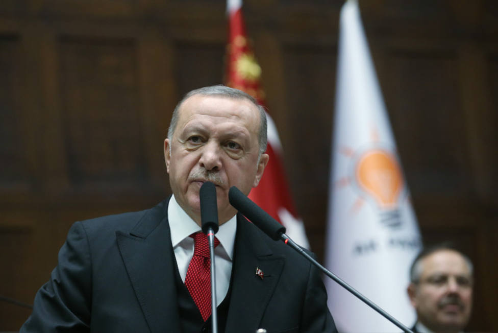 Erdogan amenaza con atacar a las fuerzas del régimen sirio en todas partes si hieren a las tropas turcas